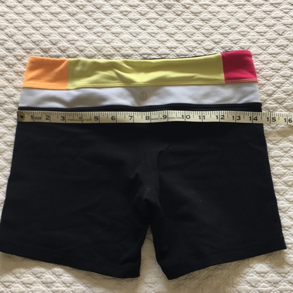lululemon athletica Pants - Lululemon shorts. Size 6